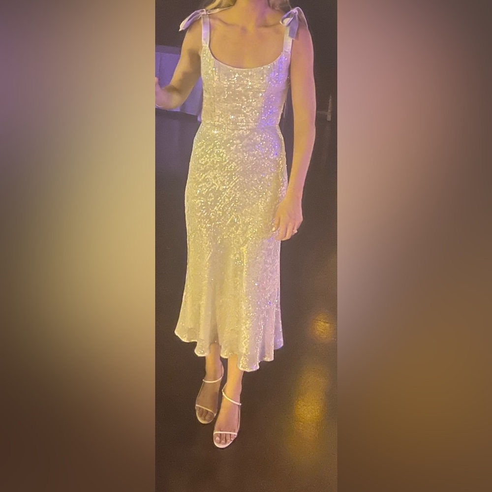 Markarian Sleeveless Sequin Scoop-Neck Midi Dress Color Ivory Sequins size 4